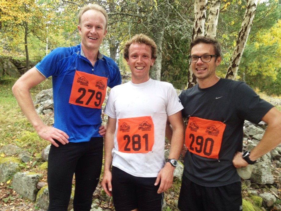 Prispallen på korta banan.  Jag vann på 1:20:35. Stefan Holm (290) var 2:a på tiden 1:23:32 och Jakob Bergengren(279) var 3:a på 1:24:40.